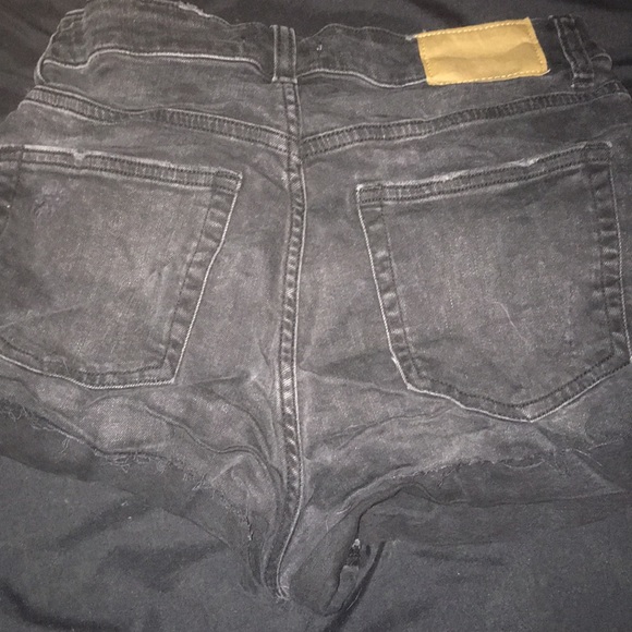 H&M short - Picture 2 of 3